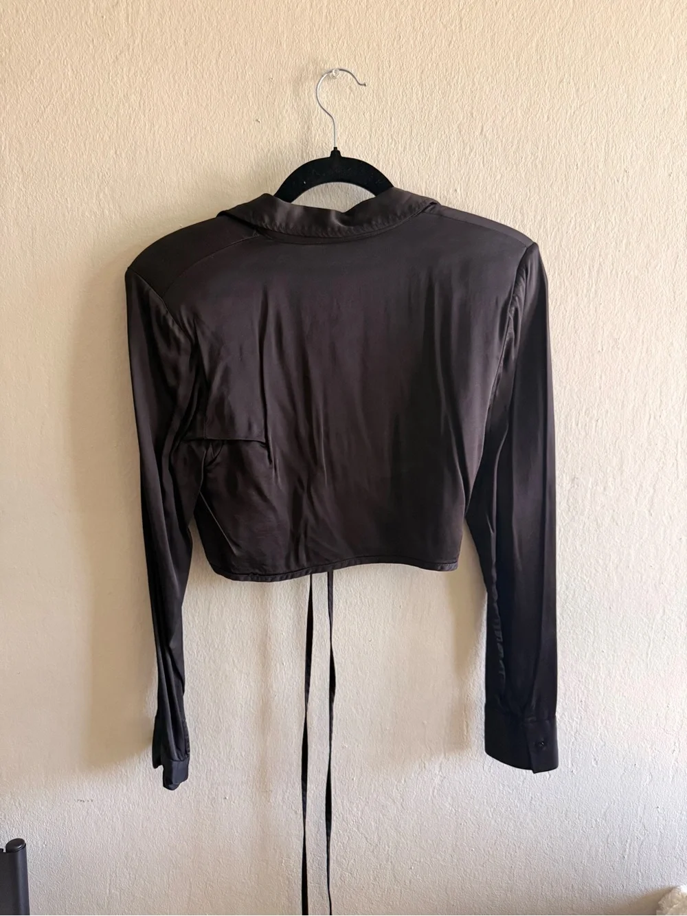Zara Black Satin Cropped Button-Down Tie Shirt - Picture 2 of 2